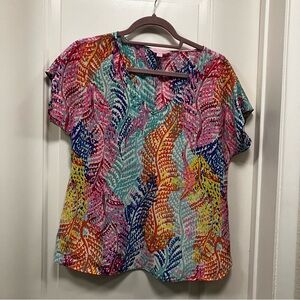 Lilly Pulitzer women’s size small 100% silk, colorful, short sleeve blouse